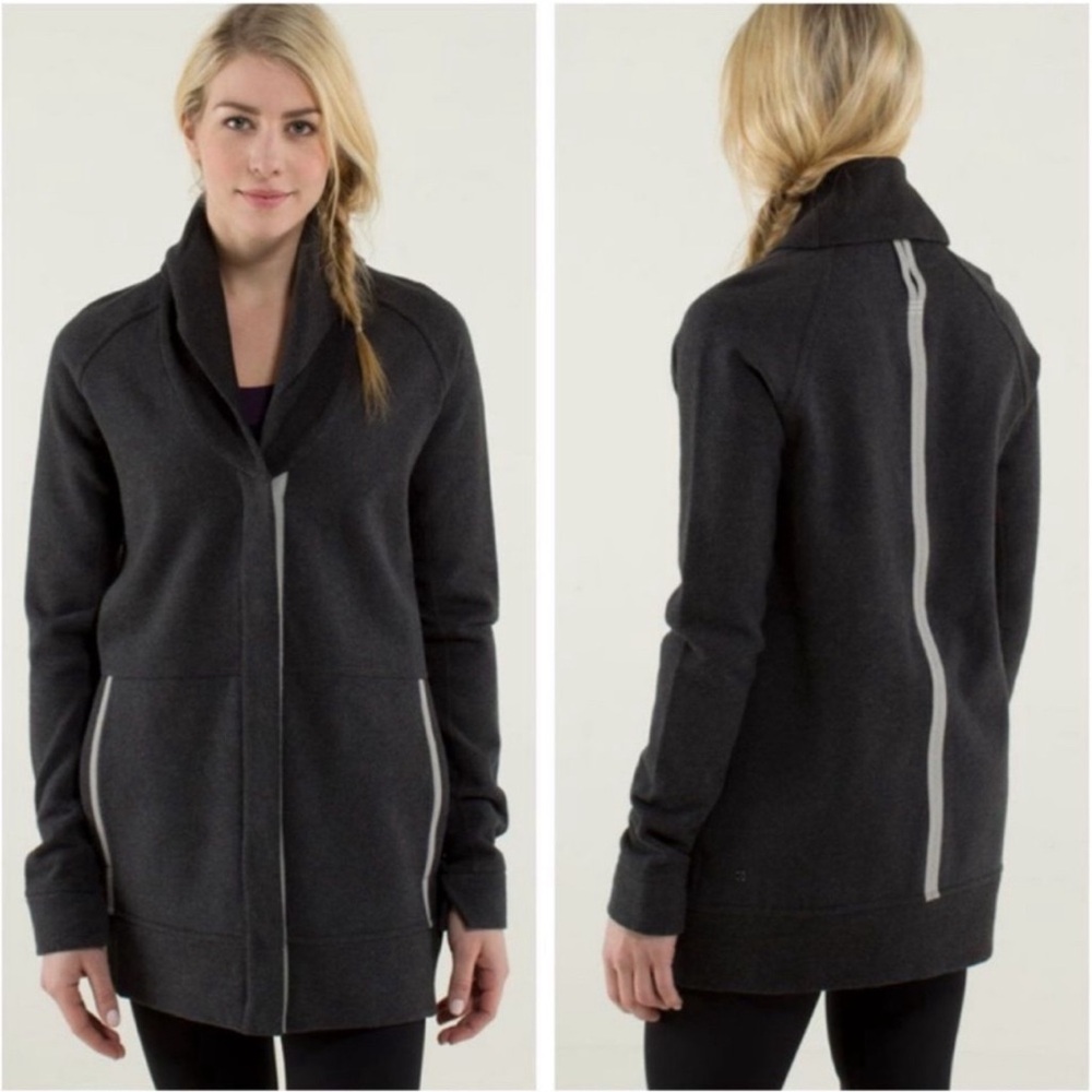 Lululemon Yin to My Yang Reflective Cardigan in Heathered Black Size 4